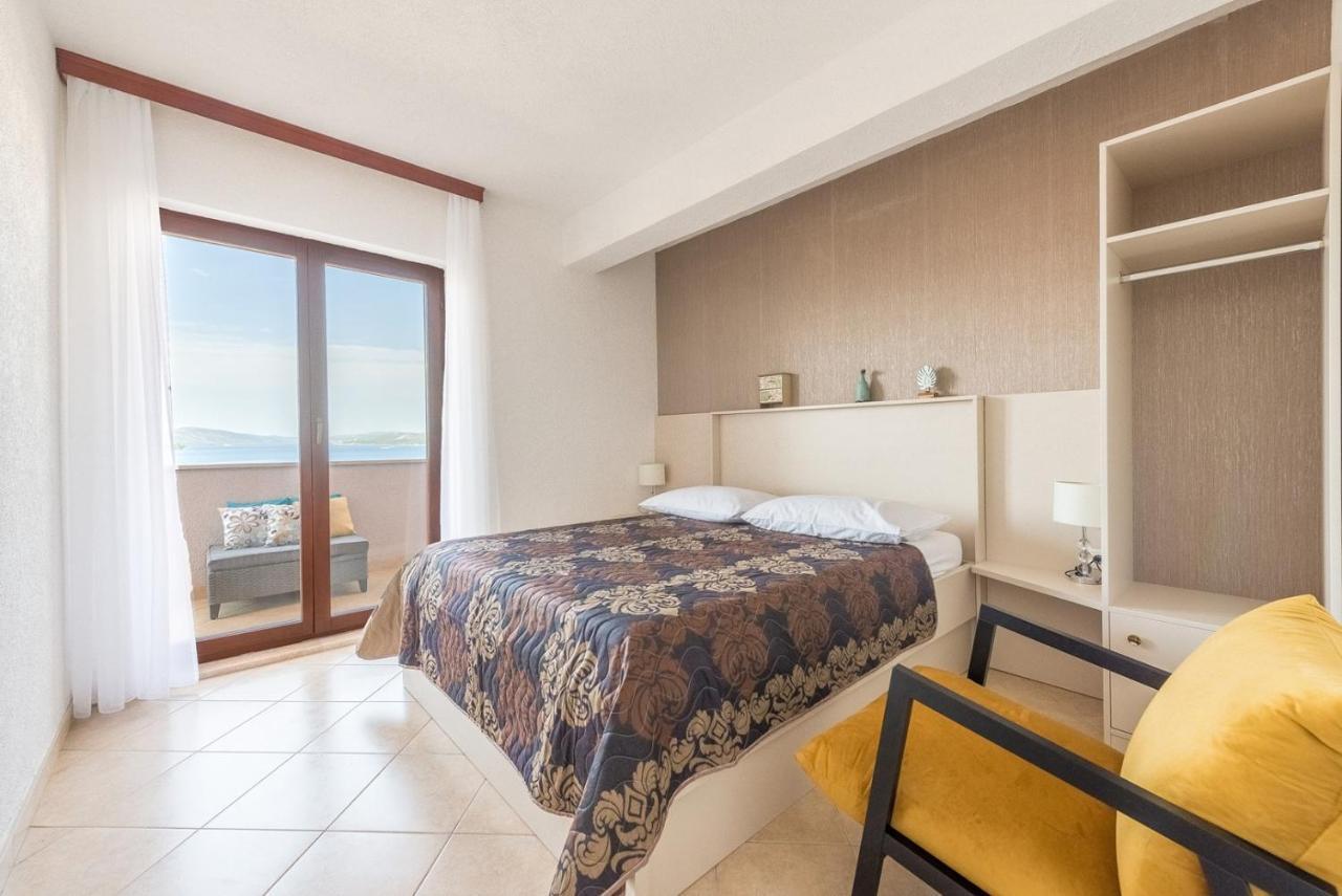 Apartments Ivana-Mira Okrug Gornji Dış mekan fotoğraf