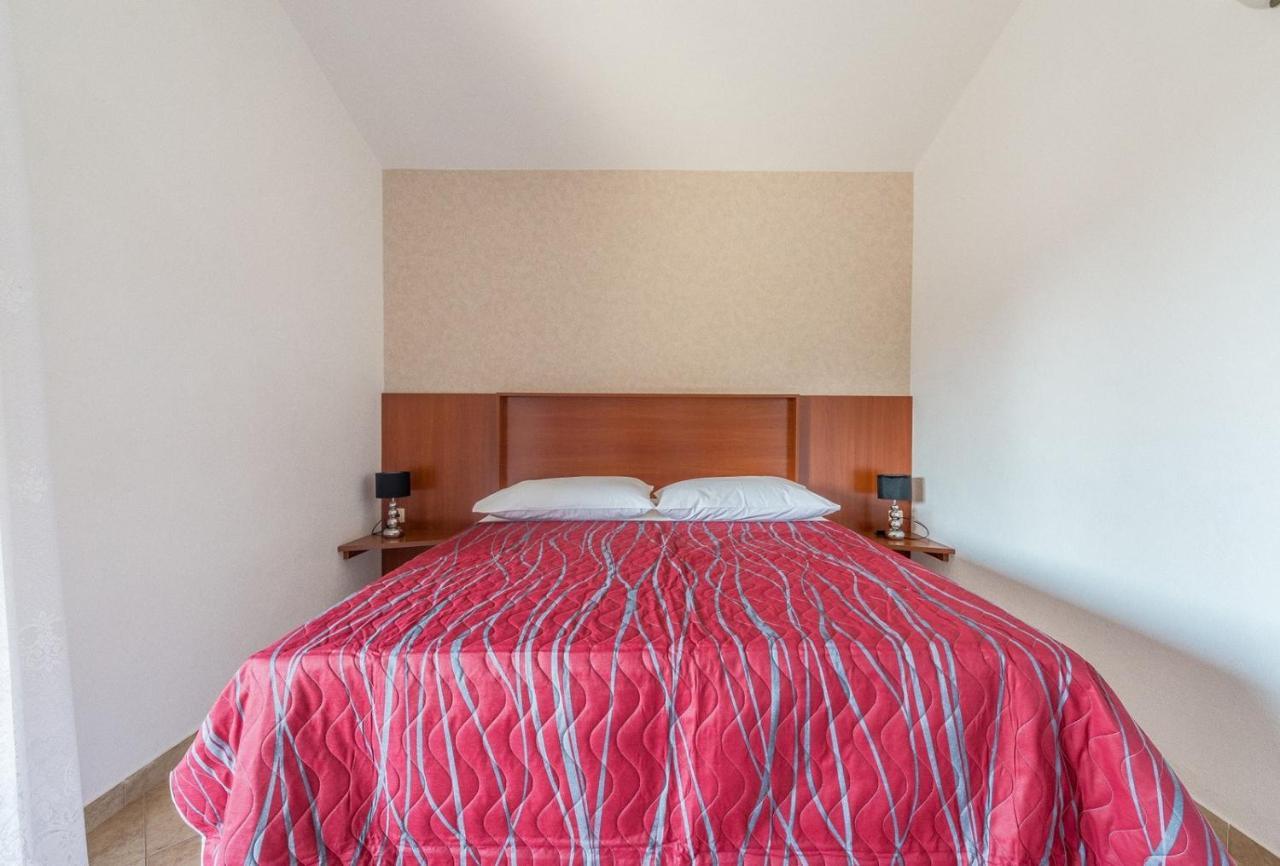 Apartments Ivana-Mira Okrug Gornji Dış mekan fotoğraf