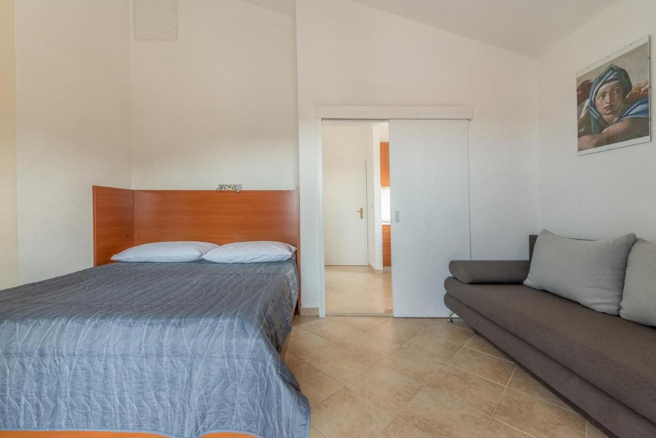 Apartments Ivana-Mira Okrug Gornji Dış mekan fotoğraf